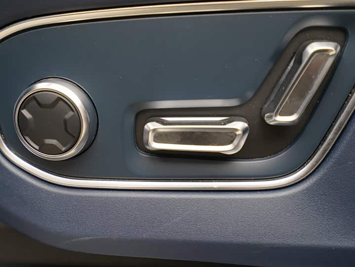 Фото 6 - Zeekr 009