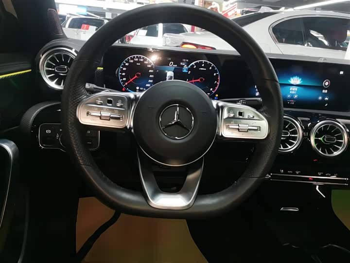 Фото 3 - Mercedes-Benz A-Class