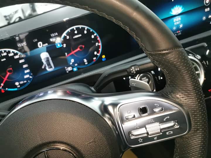 Фото 6 - Mercedes-Benz A-Class