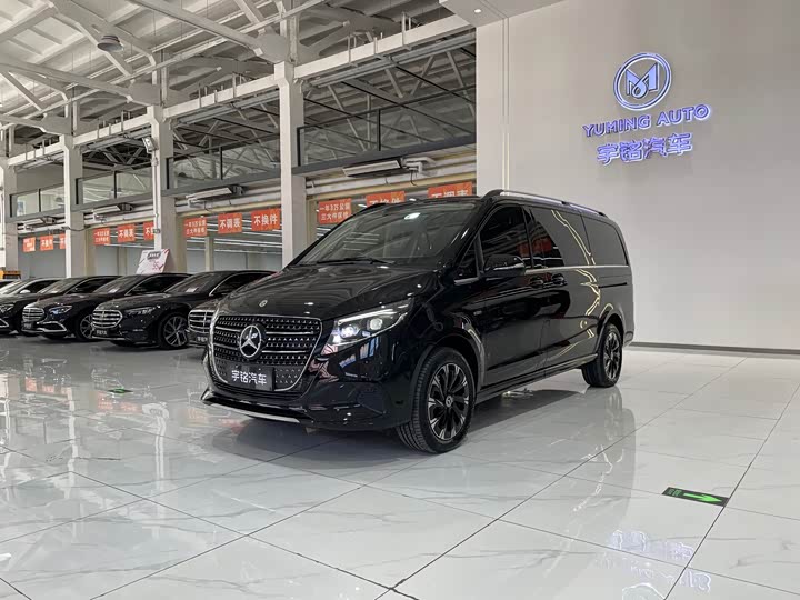 Фото 1 - Mercedes-Benz V-Class