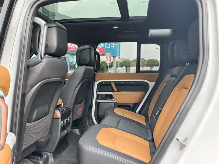 Фото 5 - Land Rover Defender