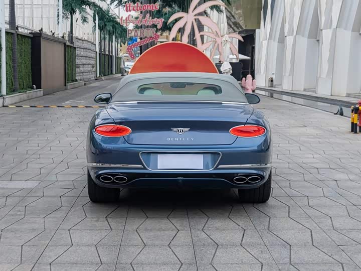 Фото 5 - Bentley Continental GT