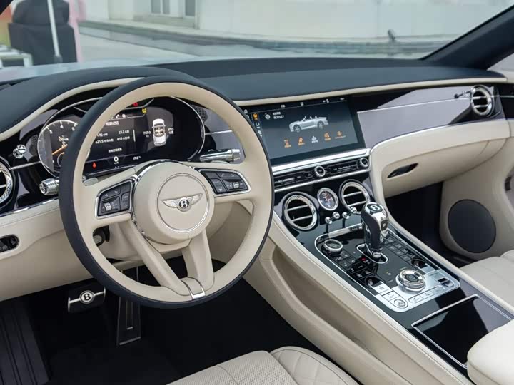 Фото 9 - Bentley Continental GT