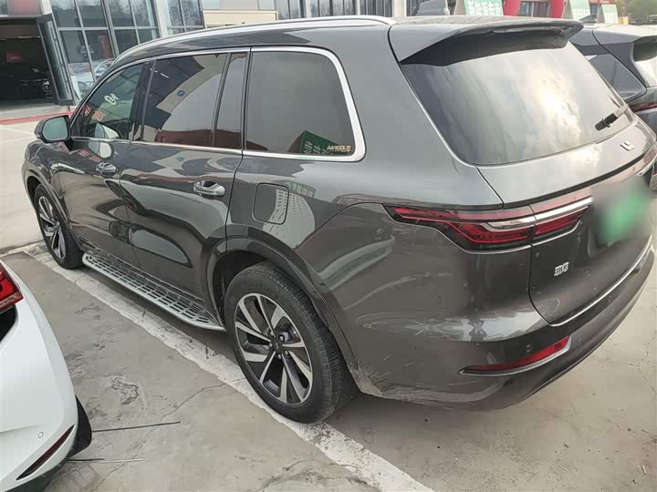 Фото 5 - LiXiang One