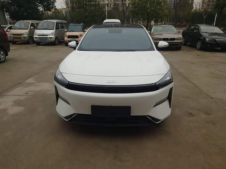 Фото 3 - Geely Galaxy L6