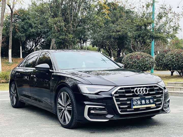 Фото 3 - Audi A6L