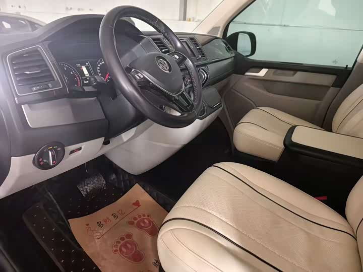 Фото 4 - Volkswagen Caravelle