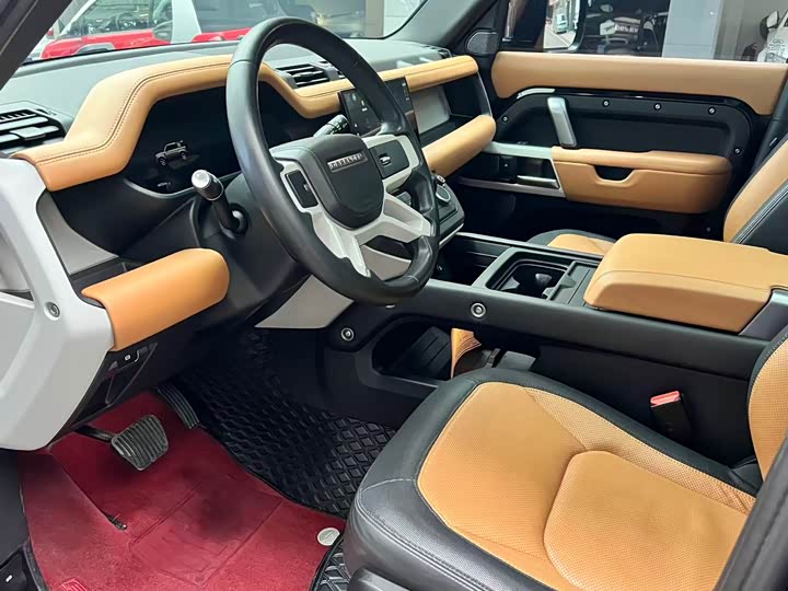 Фото 4 - Land Rover Defender