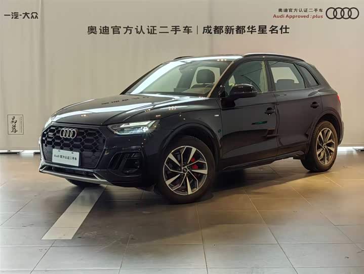 Фото 1 - Audi Q5L
