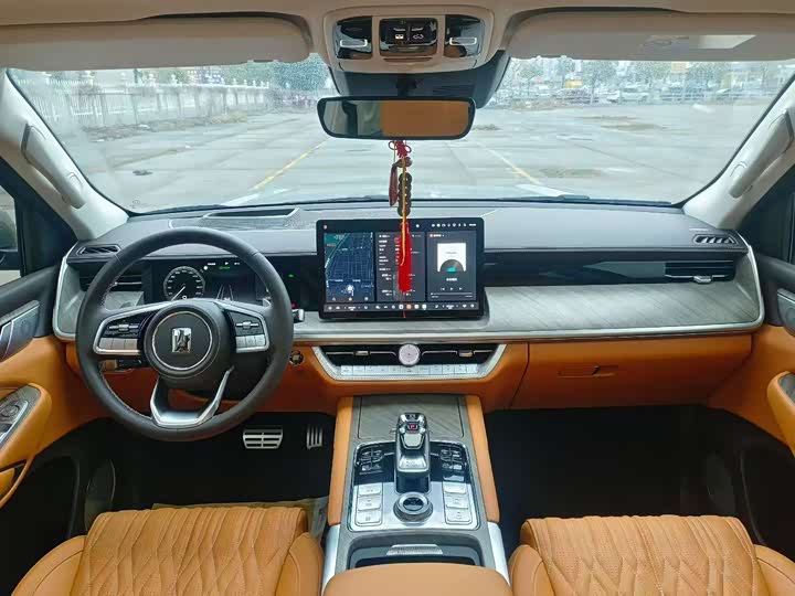 Фото 4 - Tank 500 Hybrid