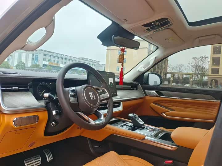 Фото 5 - Tank 500 Hybrid