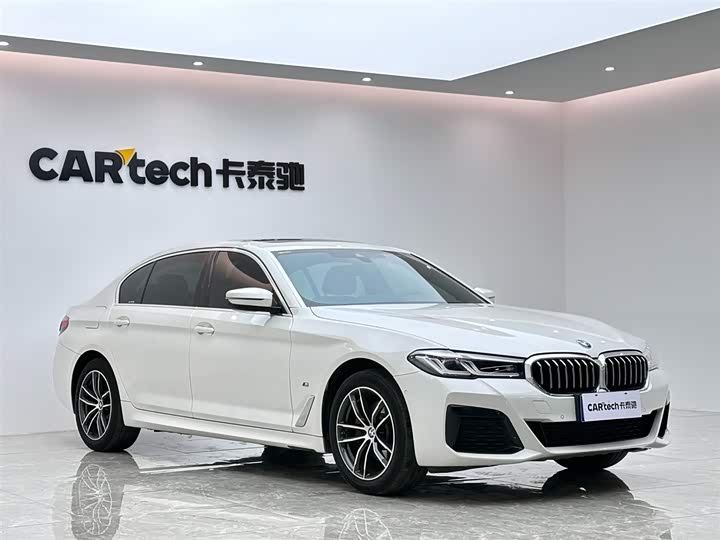 Фото 6 - BMW 5 Series