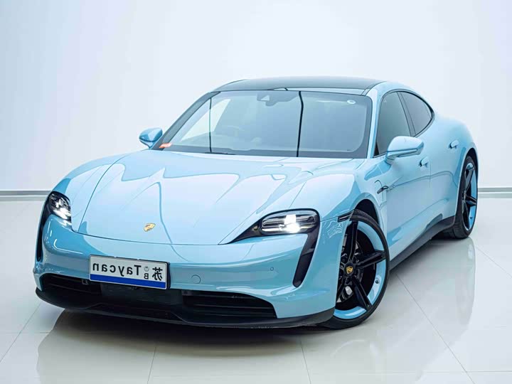 Фото 1 - Porsche Taycan