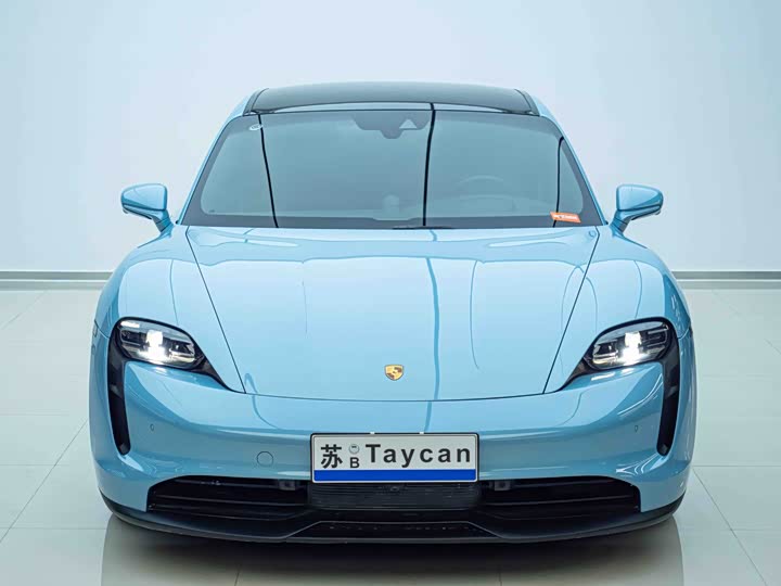 Фото 2 - Porsche Taycan