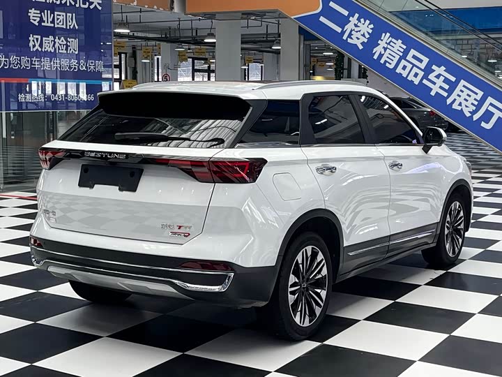 Фото 5 - Bestune T77