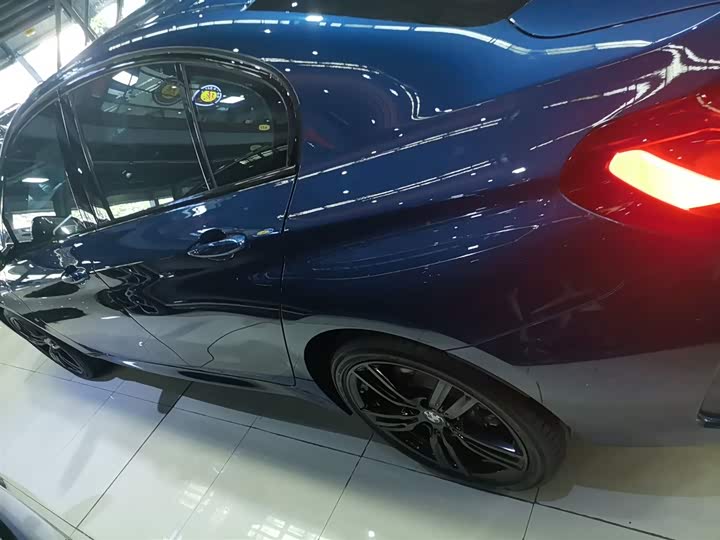 Фото 5 - BMW 1 Series