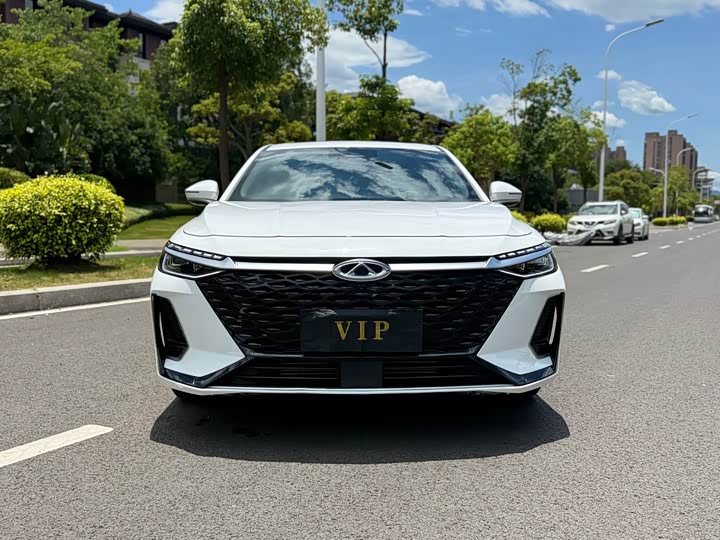 Фото 2 - Chery Arrizo 8