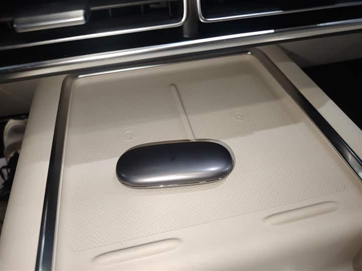 Фото 9 - LiXiang L7