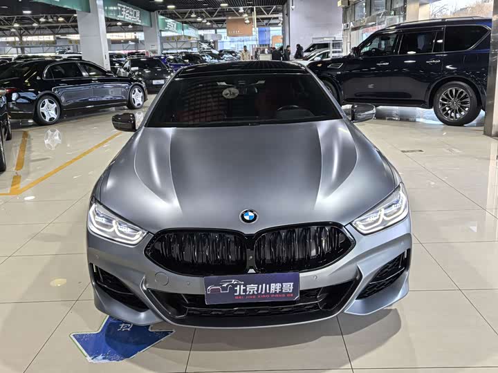 Фото 2 - BMW 8 Series