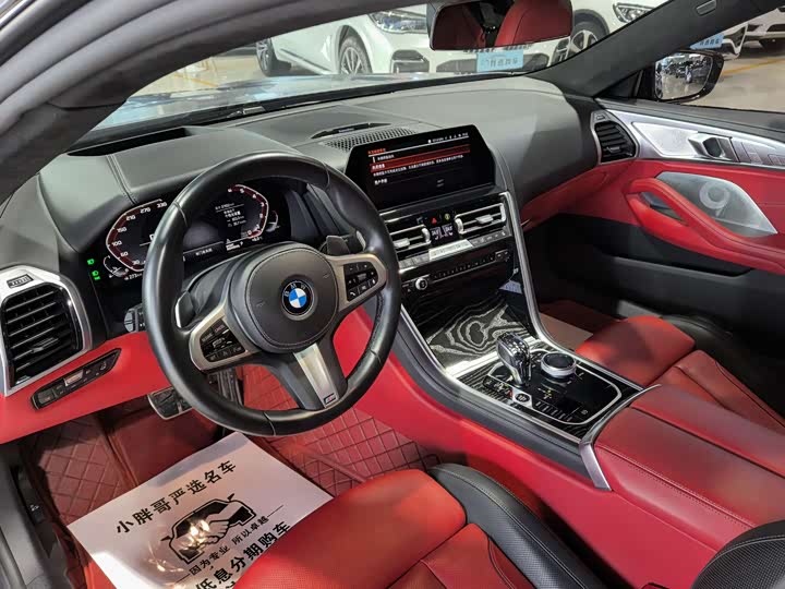 Фото 7 - BMW 8 Series