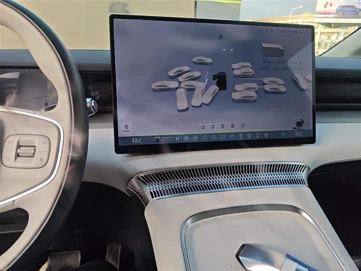 Фото 6 - XPeng X9