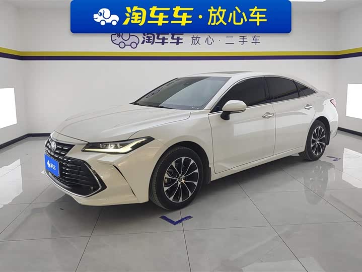 Фото 1 - Toyota Avalon