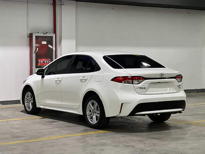 Фото 4 - Toyota Levin