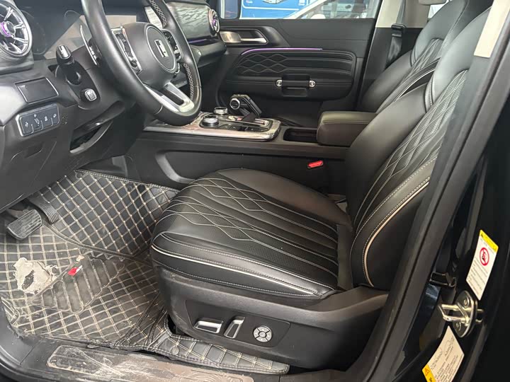 Фото 6 - Tank 300