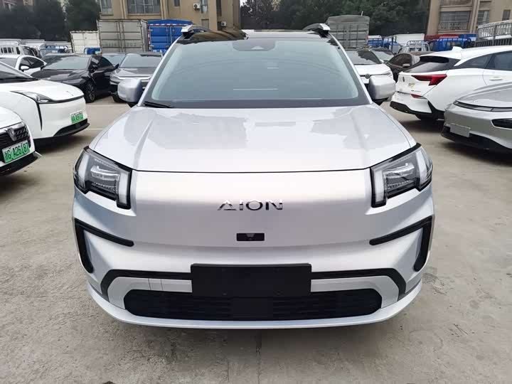 Фото 2 - GAC Aion V