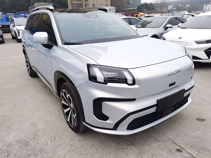 Фото 3 - GAC Aion V