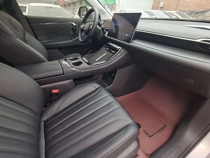 Фото 9 - GAC Aion V