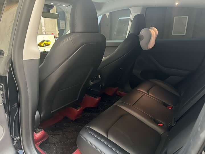 Фото 9 - Tesla Model Y