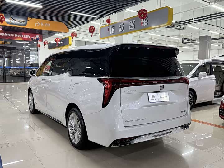 Фото 6 - Buick GL8 Century