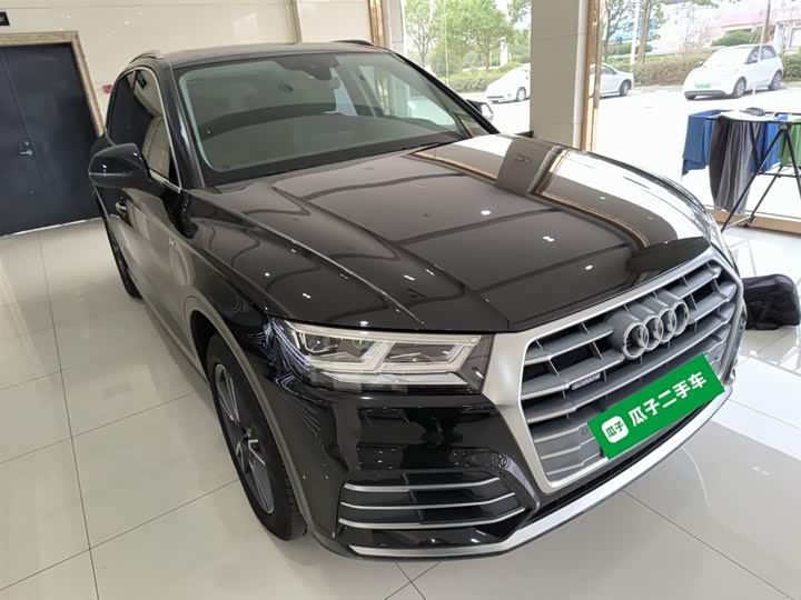 Фото 4 - Audi Q5L