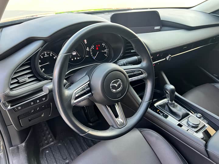 Фото 5 - Mazda 3 (Axela)