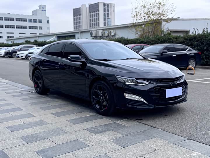 Фото 3 - Chevrolet Malibu XL