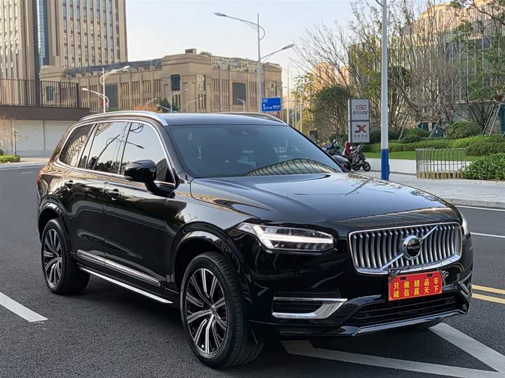 Фото 3 - Volvo XC90