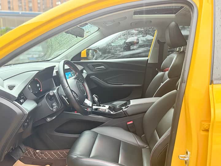 Фото 8 - MG Motor 5