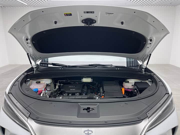 Фото 9 - BYD Song L DM-i Hybrid