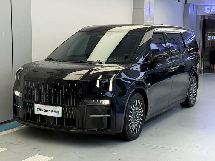 Фото 1 - Zeekr 009