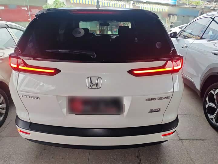 Фото 6 - Honda Breeze