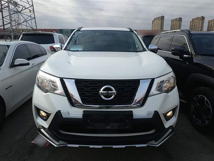 Фото 3 - Nissan Terra