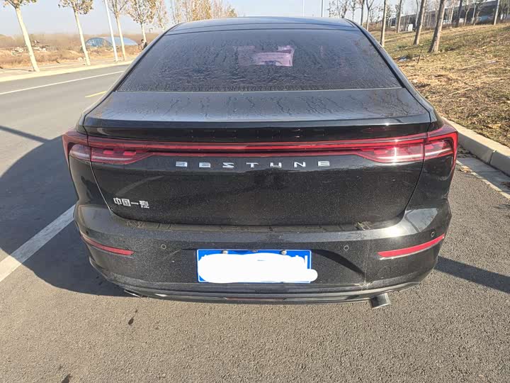 Фото 8 - Bestune B70