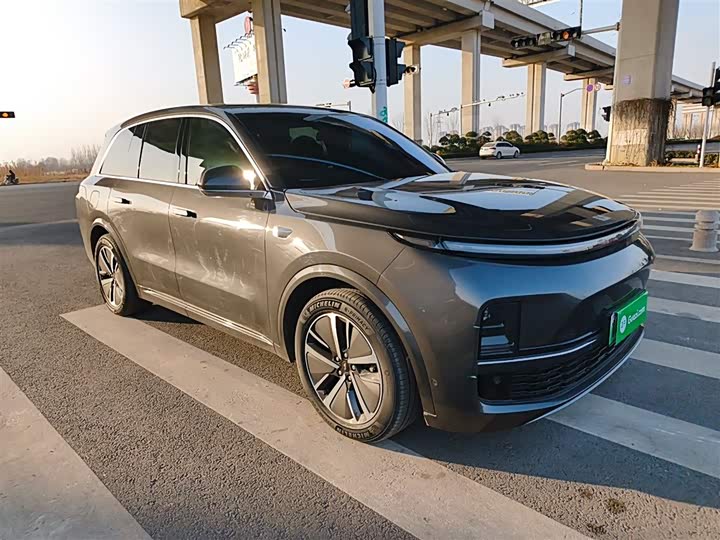 Фото 4 - LiXiang L8