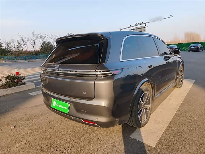 Фото 7 - LiXiang L8