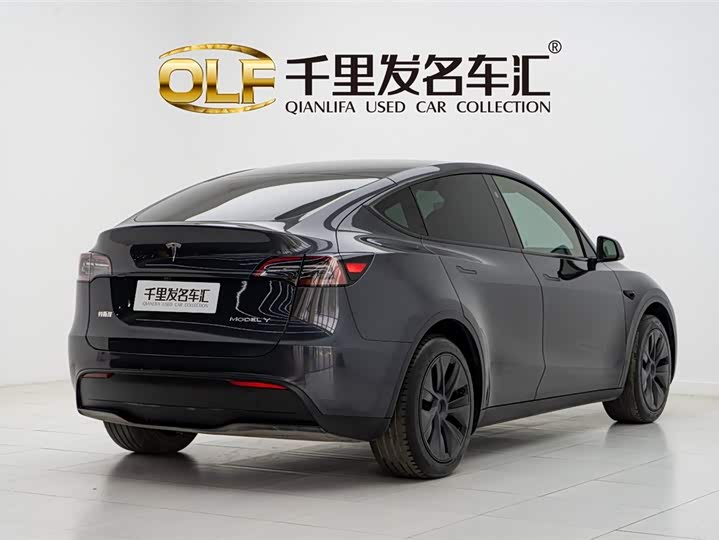 Фото 6 - Tesla Model Y