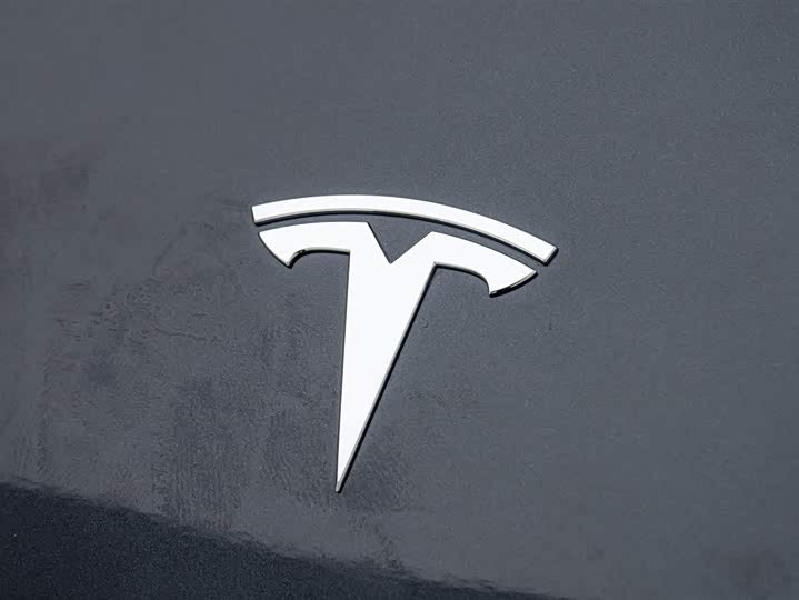 Фото 9 - Tesla Model Y