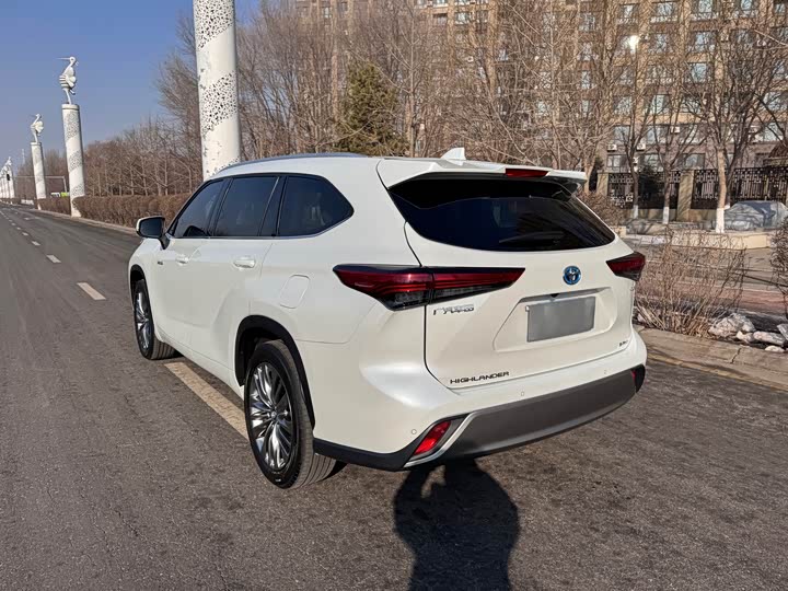 Фото 6 - Toyota Highlander