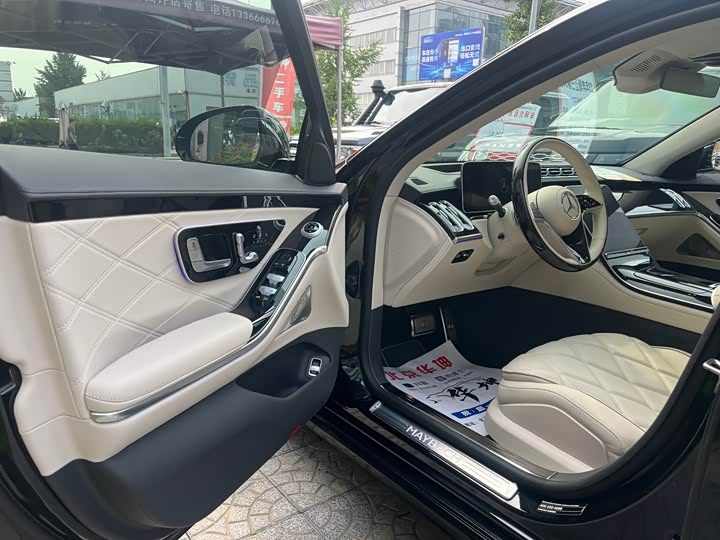 Фото 3 - Mercedes-Benz Maybach S-Class