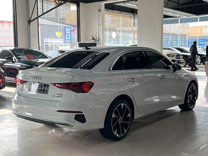 Фото 4 - Audi A3